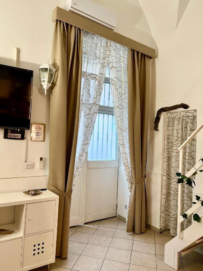 Ursino Holiday Apartment คาตาเนีย ภายนอก รูปภาพ