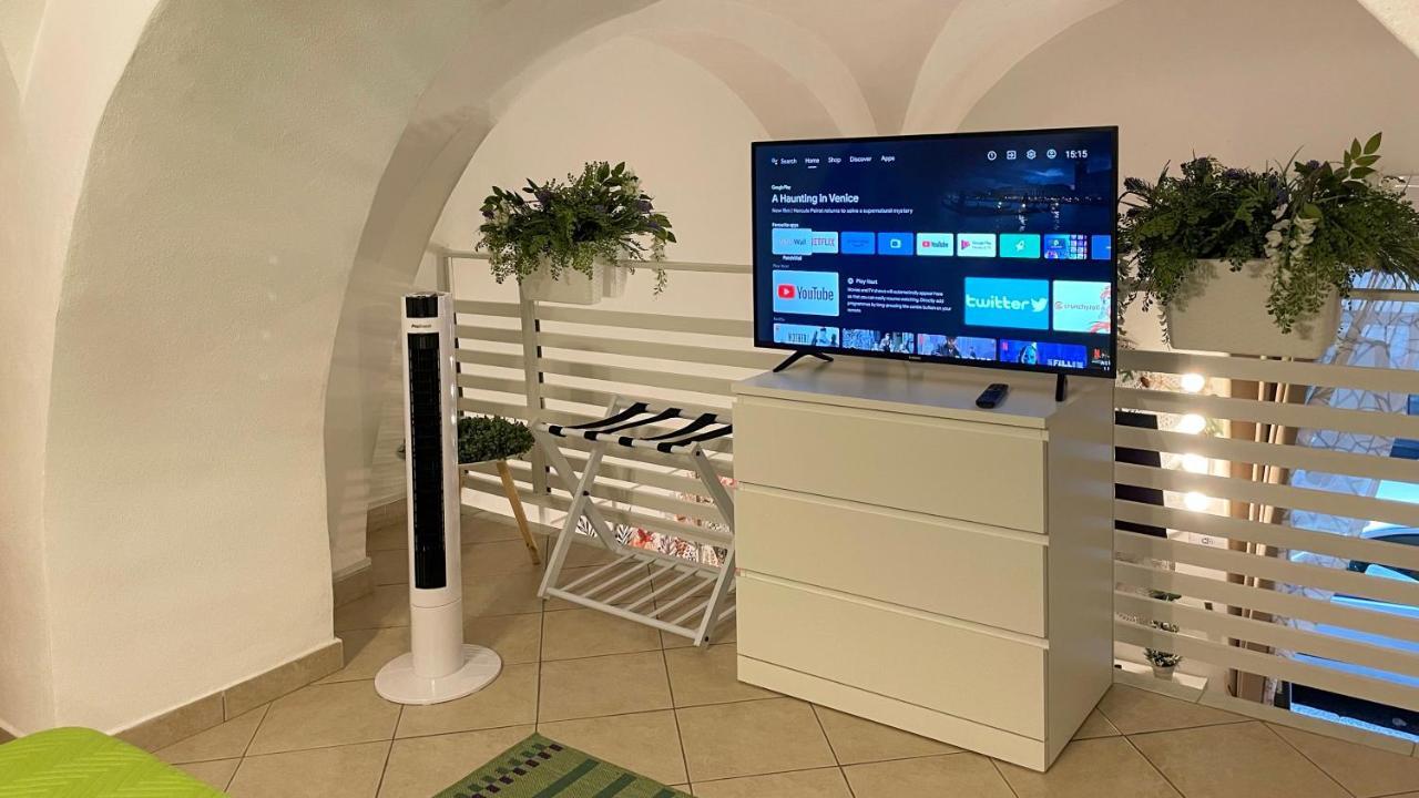Ursino Holiday Apartment คาตาเนีย ภายนอก รูปภาพ